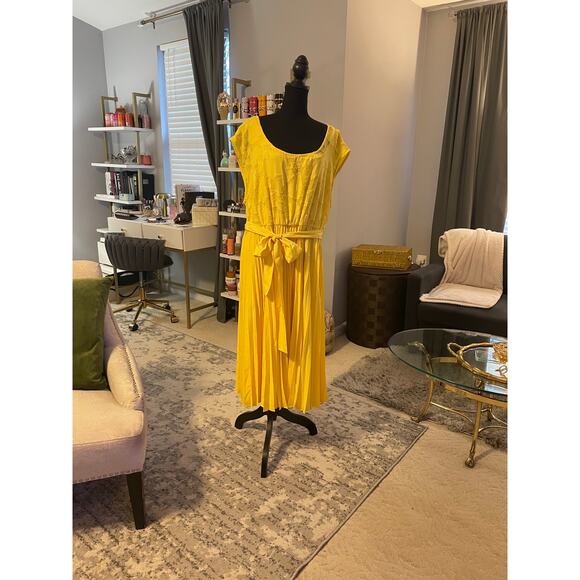 Lane Bryant Yellow Pleated Maxi Dress 18/20 Tie Waist Cap Sleeve Plus Size - Picture 2 of 7
